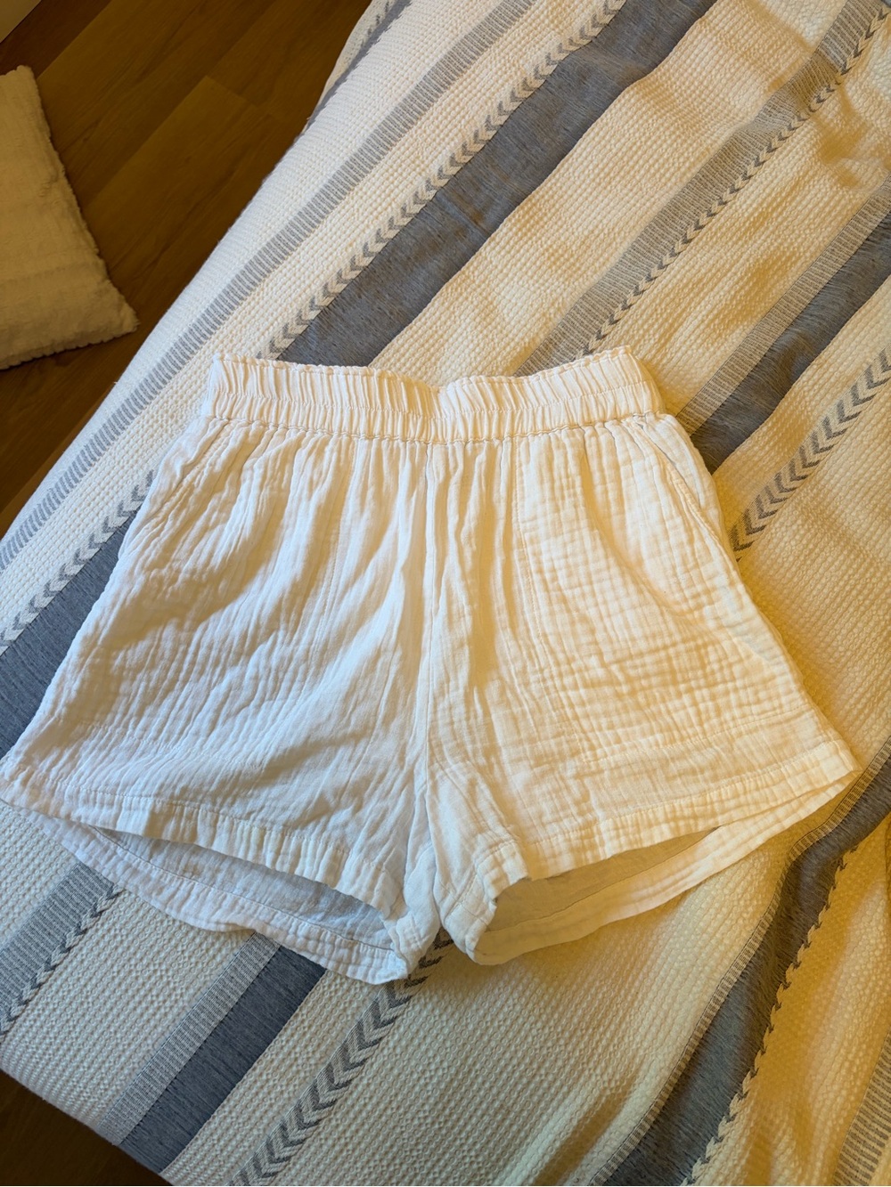 Black Tape White Women’s Pull-On Shorts